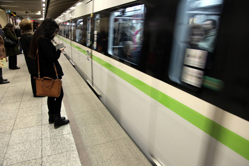 Μετρό: Ταλαιπωρία για το επιβατικό κοινό – Η μεγάλη αλλαγή που δημιούργησε πρόβλημα (pics+vid)