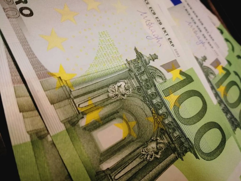 Αφορολόγητα αναδρομικά άνω των 1.500 ευρώ: Δείτε ποιοι υπάλληλοι τα δικαιούνται