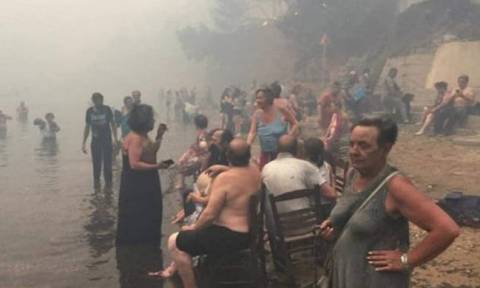 Η φονική πυρκαγιά στο Μάτι κινητοποίησε την Κομισιόν – Τι ζητά από τις χώρες της ΕΕ