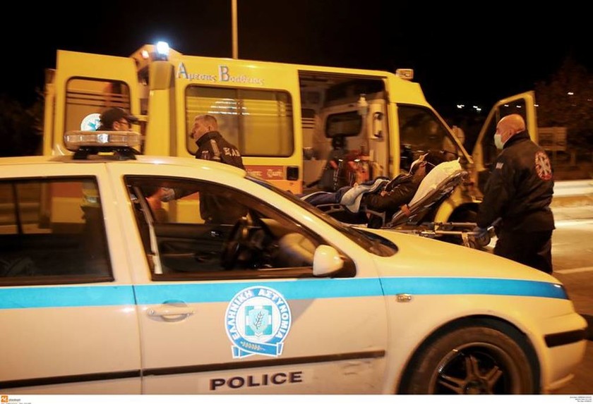 Θεσσαλονίκη: Εικόνες ΣΟΚ από τη φονική σύγκρουση βαν που μετέφερε μετανάστες με νταλίκα