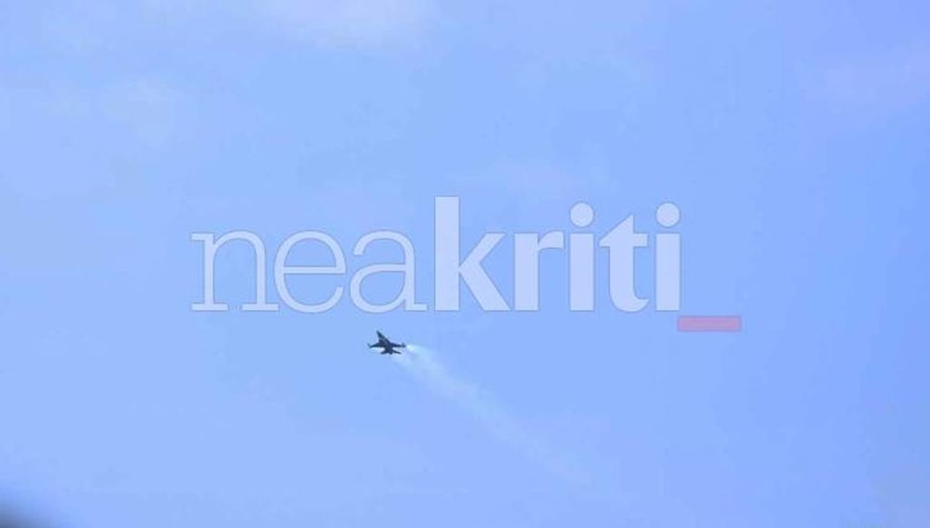 «Έσχισε» τον ουρανό του Ηρακλείου το F-16 με χειριστή τον Δ. Βολακάκη