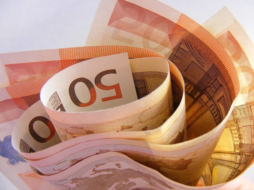 Κοινωνικό μέρισμα: Πώς θα εισπράξετε έκτακτο επίδομα 400 ευρώ - Τι θα λάβουν οι άνεργοι 
