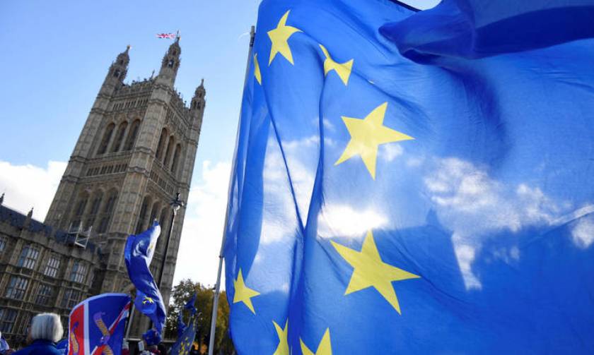 Ιστορική στιγμή: Βρετανία και Ευρωπαϊκή Ένωση κατέληξαν σε συμφωνία για το Brexit