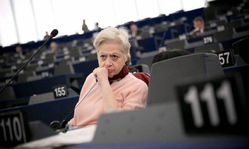 Η Κύπρια ευρωβουλευτής που ξεγύμνωσε το Ευρωκοινοβούλιο για τα δικαιώματα της ελληνικής μειονότητας