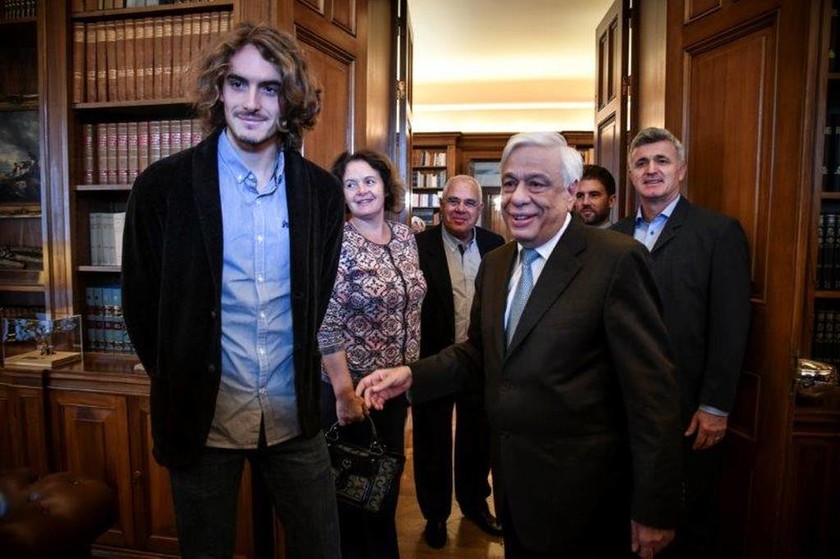 Στο Προεδρικό Μέγαρο ο Στέφανος Τσιτσιπάς: Νιώθω υπερήφανος που παίζω για τα ελληνικά χρώματα