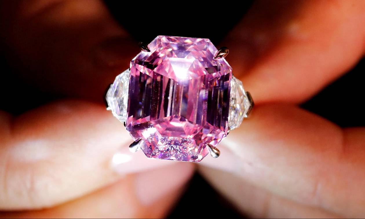 Θα «ζαλιστείτε» από τα μηδενικά: Παγκόσμιο ρεκόρ για το διάσημο διαμάντι Pink Legacy (Pics+Vid)