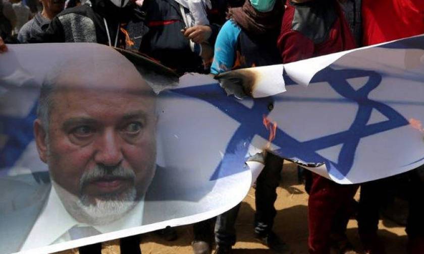 Παραιτήθηκε ο υπουργός Άμυνας του Ισραήλ μία μέρα μετά τη συμφωνία εκεχειρίας στη Γάζα