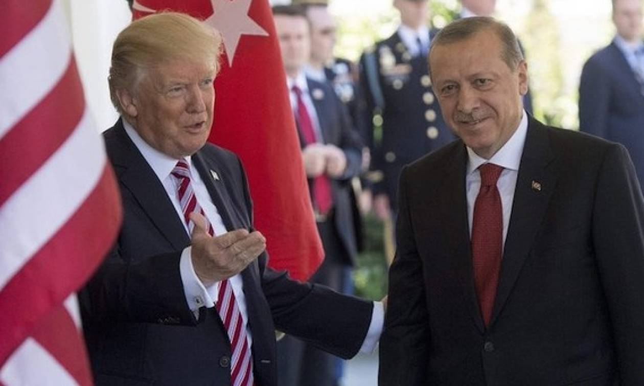 Νέο ηχηρό «χαστούκι» Τραμπ σε Ερντογάν: Κατηγορηματικό «όχι» στην έκδοση Γκιουλέν