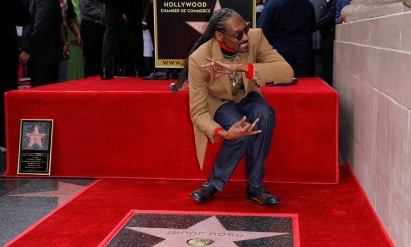 Ο Snoop Dogg απέκτησε αστέρι στη Λεωφόρο της Δόξας και ευχαρίστησε τον… εαυτό του (video)