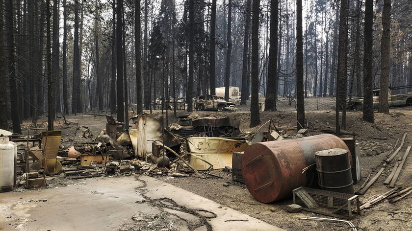 Τραγωδία δίχως τέλος στην Καλιφόρνια: Τουλάχιστον 86 νεκροί από τις φονικές πυρκαγιές (pics+vid)