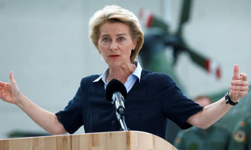 Σκάνδαλο διαφθοράς κλονίζει την «άμεμπτη» Γερμανία: Η υπουργός Άμυνας και τα 200 εκατ. ευρώ