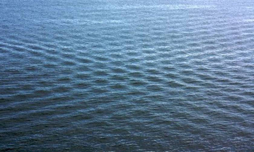 Προσοχή! Εσύ ξέρεις για το επικίνδυνο φαινόμενο της «σταυρωτής θάλασσας»; (vids+pics)