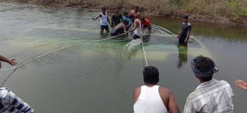 Τραγωδία στην Ινδία: Λεωφορείο έπεσε από διώρυγα σε ποτάμι - Δεκάδες παιδιά νεκρά (ΣΚΛΗΡΕΣ ΕΙΚΟΝΕΣ)