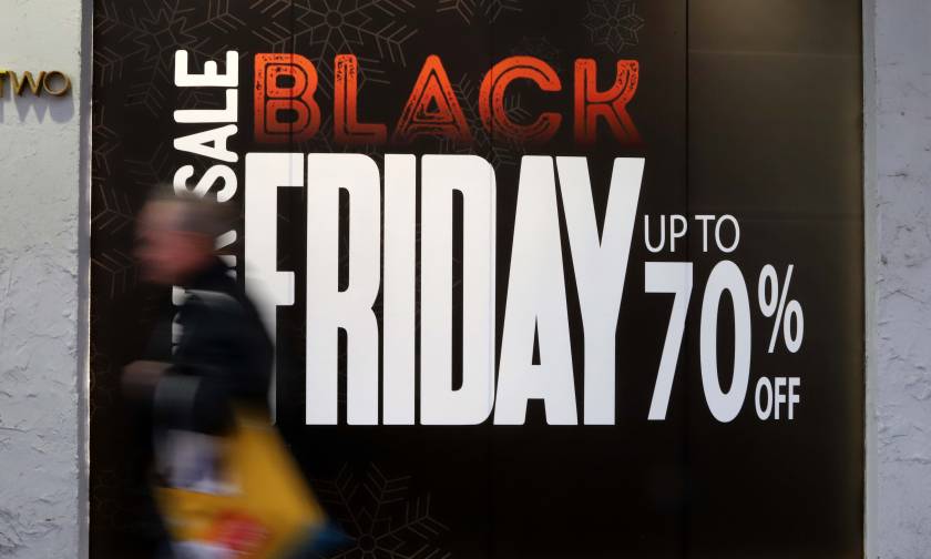 «Φρενίτιδα» για την Black Friday: Αυξήθηκαν κατά 2.600% οι πωλήσεις στην Ελλάδα (ΠΙΝΑΚΕΣ)