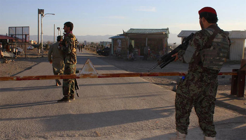 Νέες θηριωδίες του ISIS: Τζιχαντιστές αιματοκύλισαν Αφγανιστάν και Πακιστάν - Πάνω από 100 νεκροί