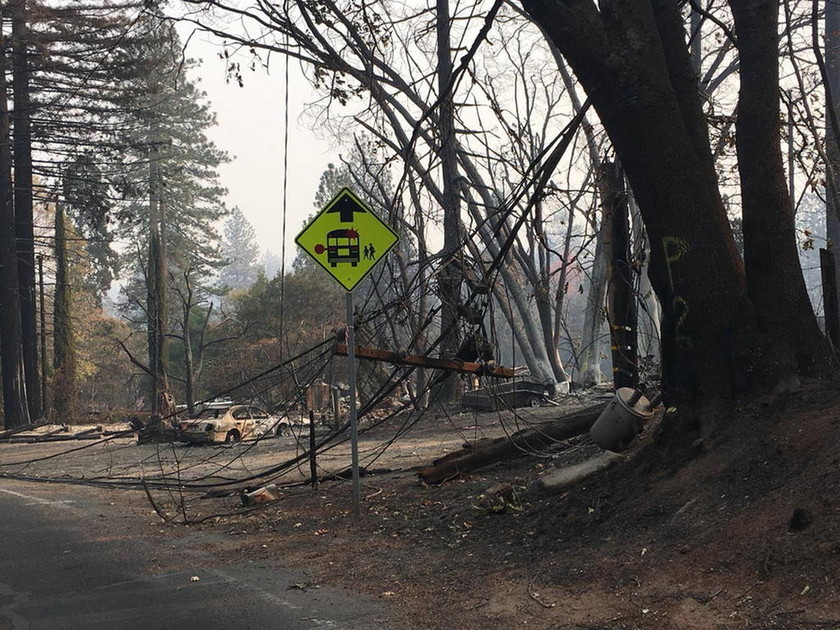 Καλιφόρνια: Υπό πλήρη έλεγχο τέθηκε η φονική πυρκαγιά έπειτα από 17 μέρες (pics)
