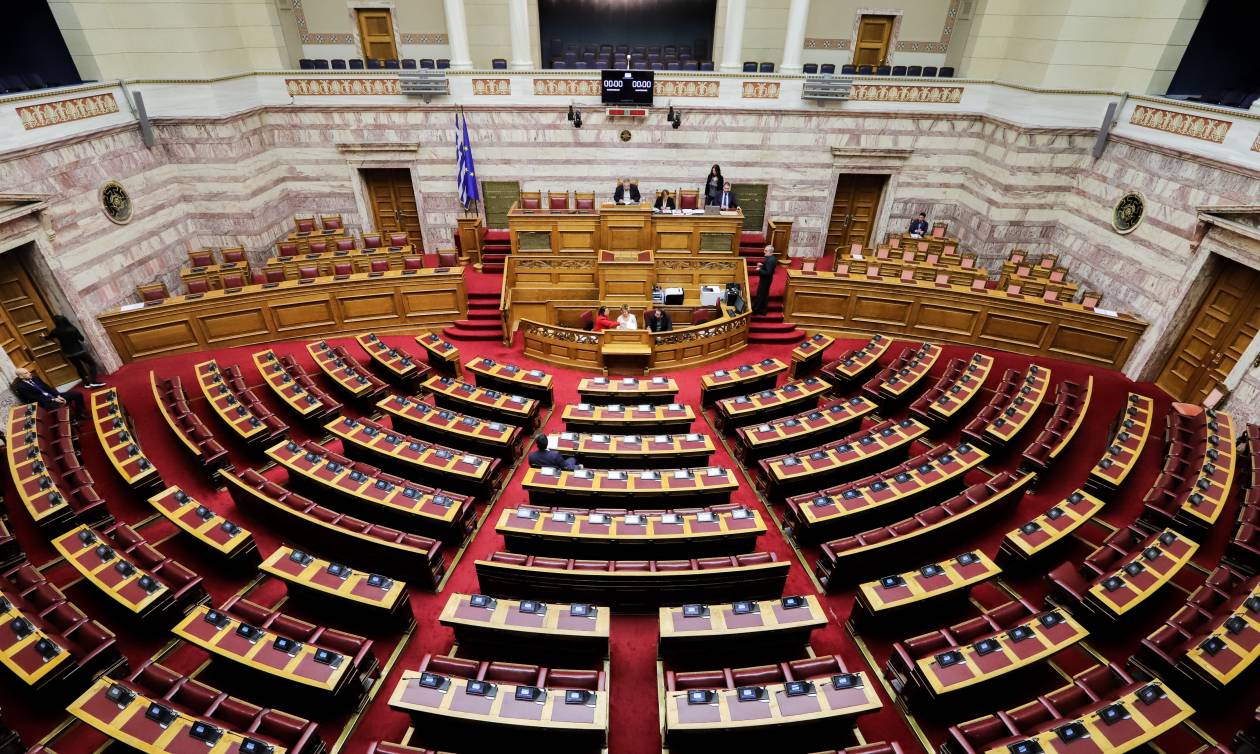 Προϋπολογισμός 2019: Υψηλοί τόνοι στην Επιτροπή Οικονομικών της Βουλής