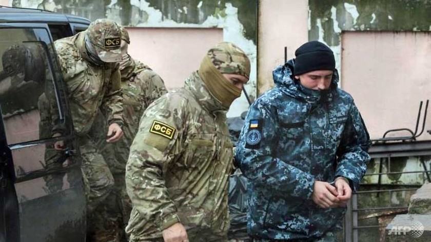 Σύννεφα πολέμου στη Μαύρη Θάλασσα: Ο Πούτιν «οπλίζει» τους S-400 με στόχο την Ουκρανία (Pics+Vids)