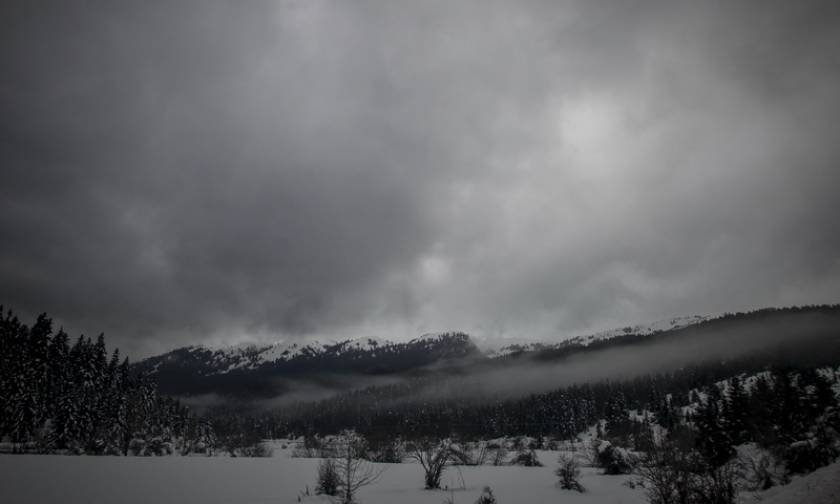 Καιρός: Σαρώνει τη χώρα η «Πηνελόπη» με χιόνια, κρύο και πολλά μποφόρ (pics)