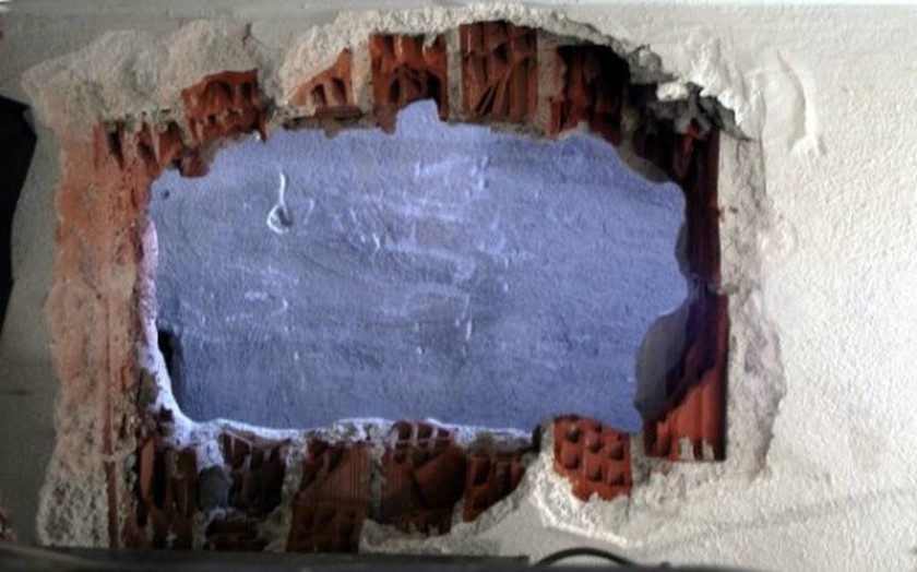 Απίστευτο Ριφιφί: Ληστές έσκαψαν τούνελ και λήστεψαν κατάστημα αθλητικών ειδών