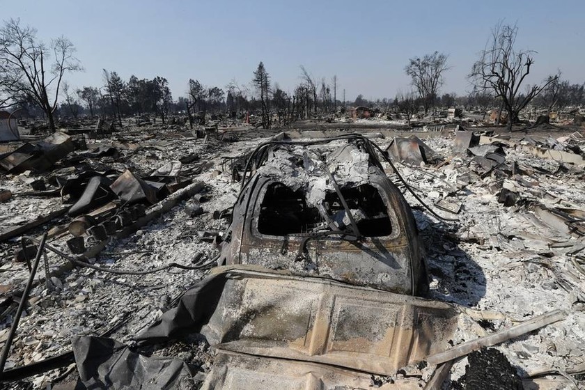 Καλιφόρνια: Τουλάχιστον 88 νεκροί από τη φονικότερη πυρκαγιά στην ιστορία της Πολιτείας (pics)