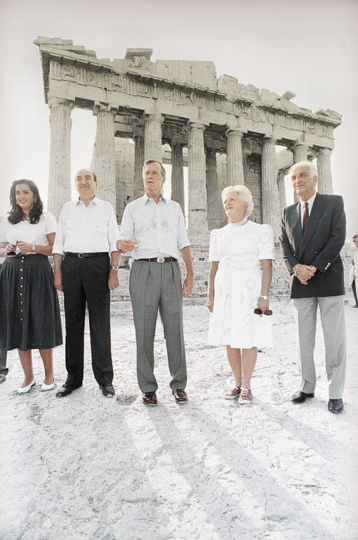 George Bush: Όταν η Ελλάδα υποδέχτηκε τον 41ο Πρόεδρο των ΗΠΑ (pics+vids)