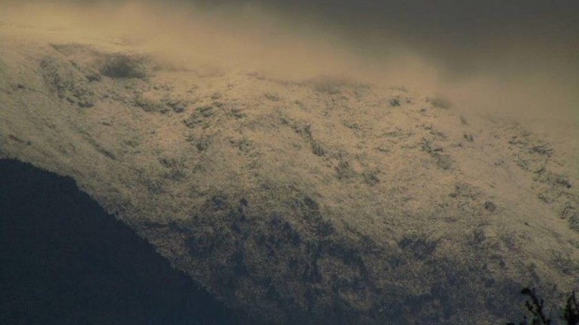 Τα Λευκά Όρη έγιναν ακόμα πιο...λευκά - Εντυπωσιακές φωτογραφίες από το χιονισμένο τοπίο (pics)