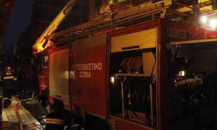 Φωτιά στη Θεσσαλονίκη: Πυρκαγιά σε κτήριο στην περιοχή του Λαγκαδά