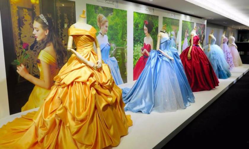 Εταιρεία λανσάρει ως νυφικά τα φορέματα των πριγκιπισσών της Disney και το αποτέλεσμα μαγεύει