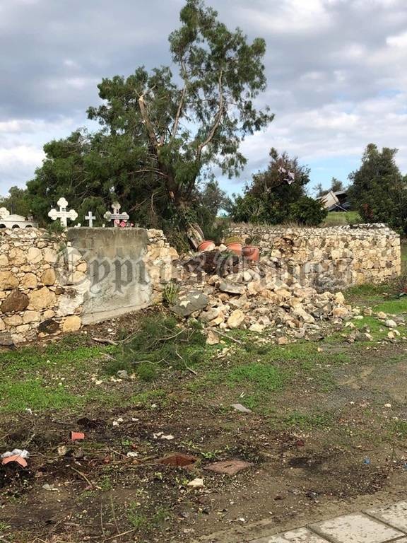 Κύπρος: Εικόνες βιβλικής καταστροφής από την κακοκαιρία (pics)