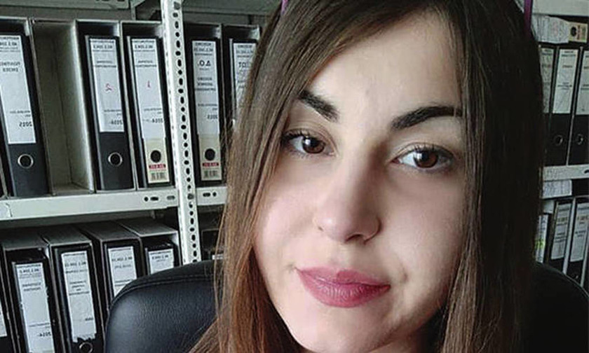 Δολοφονία φοιτήτριας: Στερνό αντίο στην 21χρονη Ελένη – Ραγίζουν καρδιές από το μοιρολόι της μάνας