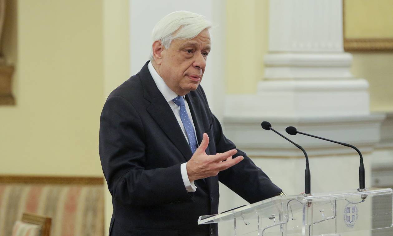 Ο Προκόπης Παυλόπουλος επίτιμος πρόεδρος της Εταιρείας Ελλήνων Φιλολόγων