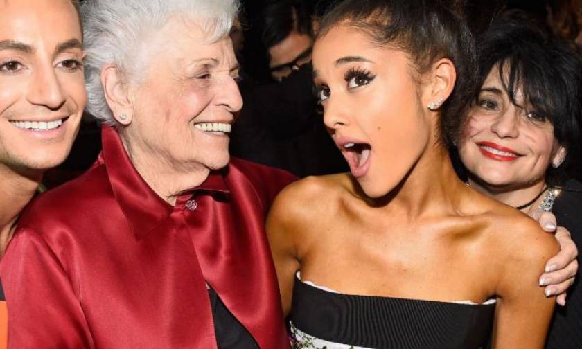 Η 93χρονη γιαγιά της Ariana Grande έκανε tattoo μαζί της