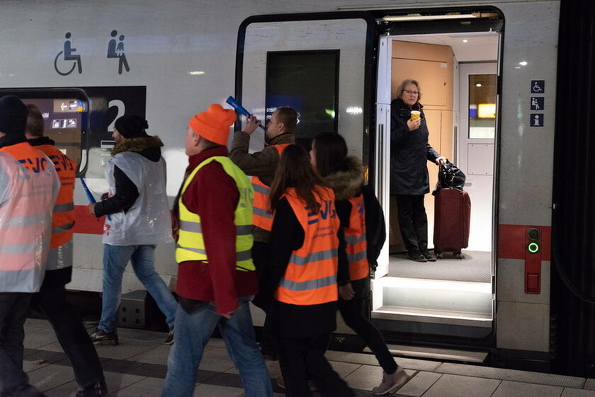 Γερμανία: Χάος από την απεργία των σιδηροδρόμων - Eκατοντάδες ακυρώσεις δρομολογίων (pics)