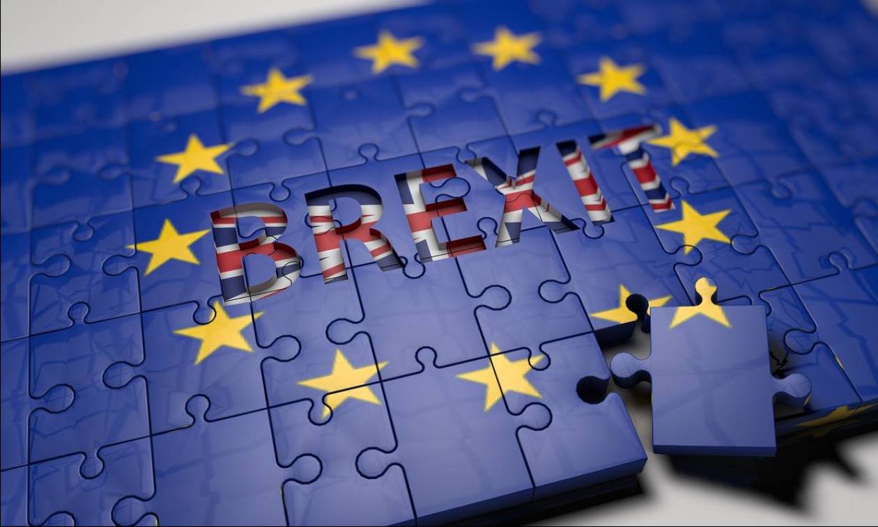 Ραγδαίες εξελίξεις στη Βρετανία: Ζητούν νέο δημοψήφισμα για το Brexit – Πρόταση μομφής κατά της Μέι