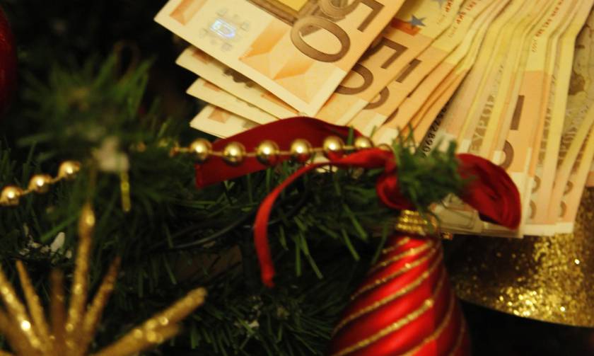 Δώρο Χριστουγέννων: Δείτε ΕΔΩ με ένα κλικ πόσα λεφτά θα πάρετε