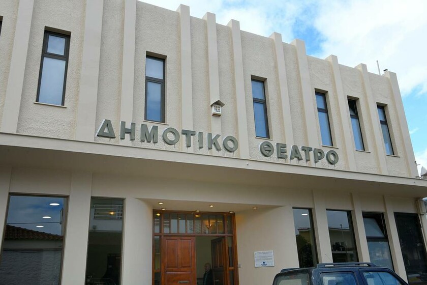 Πλήρης ανακαίνιση του δημοτικού Θέατρου Μάνδρας Αττικής με χορηγία της Ελληνικά Πετρέλαια