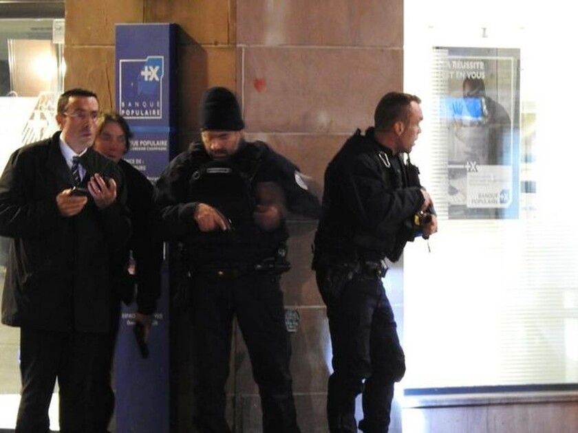 Επίθεση Στρασβούργο: Ανθρωποκυνηγητό για τη σύλληψη του δράστη και των δύο αδελφών του (Pics+Vids)