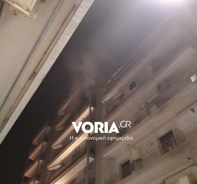 Φωτιά στη Θεσσαλονίκη: Πυρκαγιά σε διαμέρισμα στο κέντρο της πόλης (pics+vid)