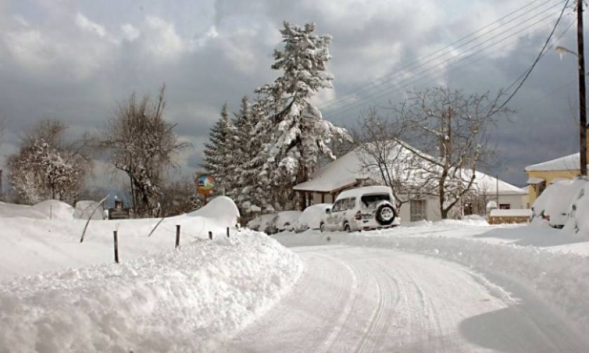 Επιδείνωση του καιρού από την Πέμπτη: Έρχεται διήμερο με έντονες χιονοπτώσεις (vid)