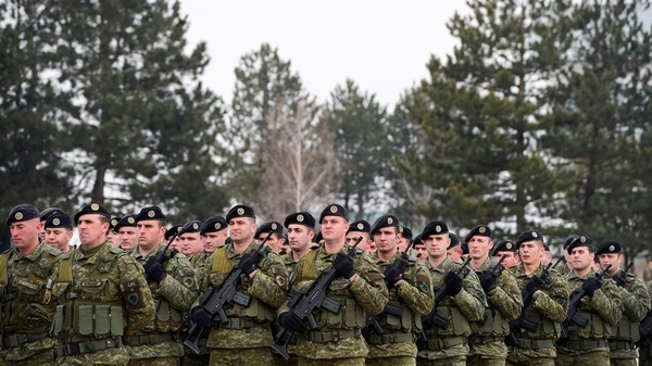 kosovo armee militaer