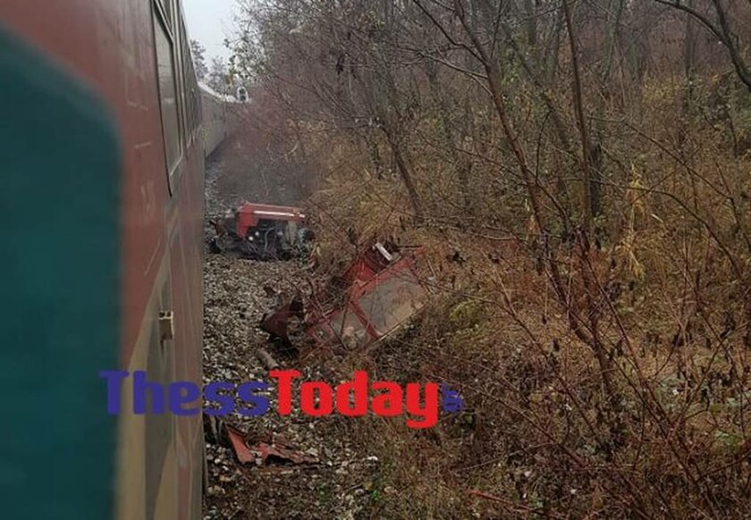 Τραγωδία στις Σέρρες: Τρένο συγκρούστηκε με τρακτέρ – Ένας νεκρός
