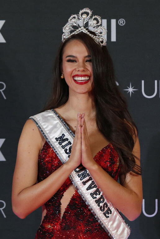 Miss Universe 2018: Αυτή είναι η εκθαμβωτική νικήτρια! (pics)