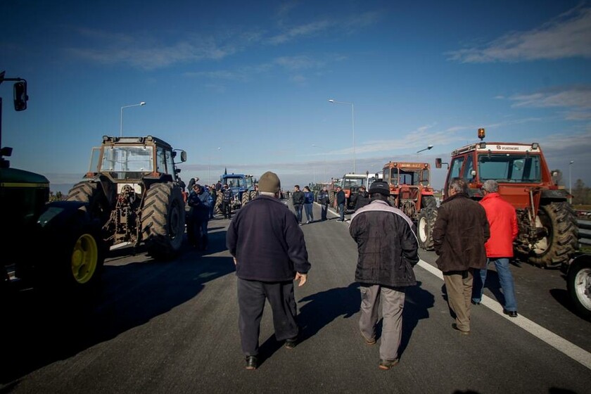 Καρδίτσα: Εναλλακτικές διαδρομές για τους οδηγούς λόγω αγροτικών κινητοποιήσεων