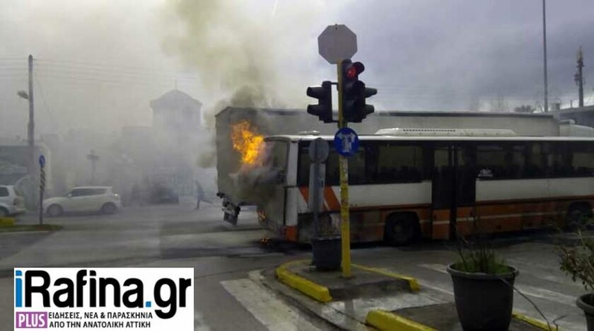 Πανικός στο Πικέρμι: Λεωφορείο του ΚΤΕΛ τυλίχτηκε στις φλόγες (pics&vid)