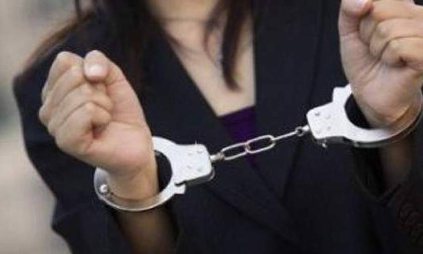 Λάρισα: Συνελήφθη 44χρονη για μαστροπεία