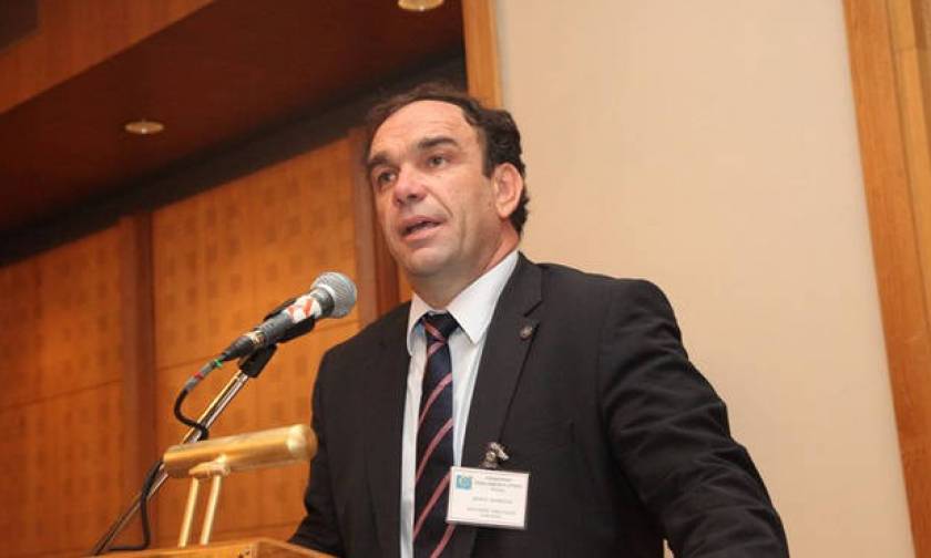 Ο Νίκος Χιωτάκης ανακοίνωσε την υποψηφιότητά του για το Δήμο Κηφισιάς