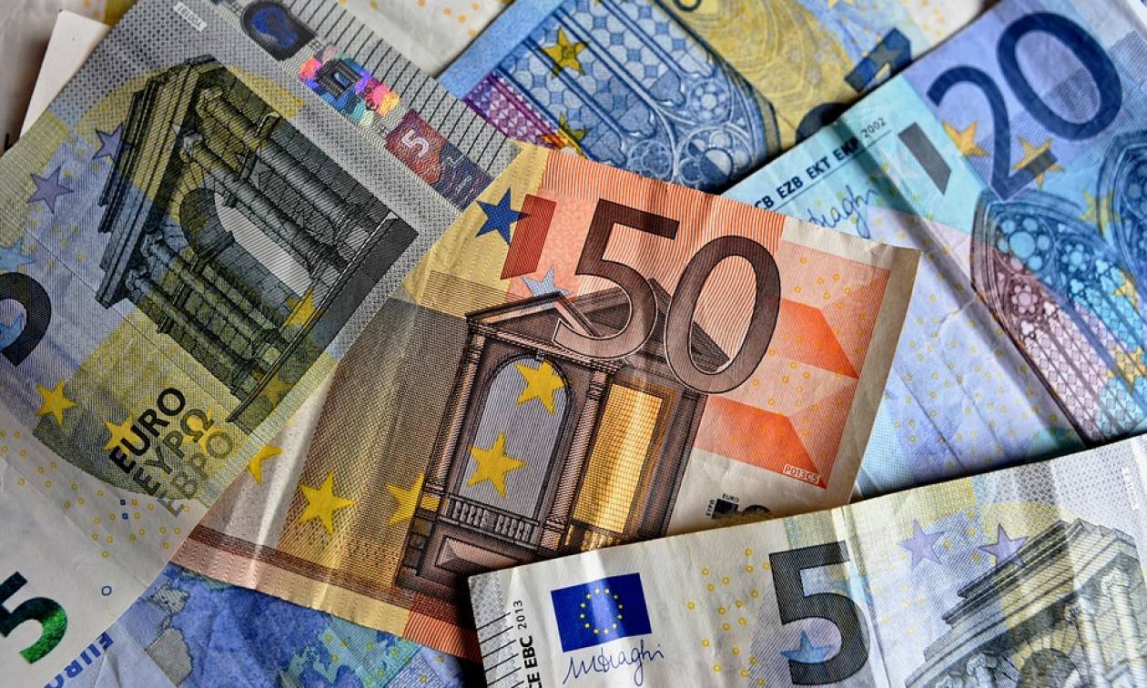 Όλη η Ελλάδα στο «ταμείο»: Δείτε ποιες πληρωμές θα γίνουν σήμερα