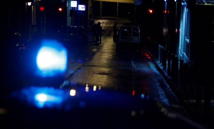 «Θρίλερ» στα Σεπόλια: Άνδρας βρέθηκε μαχαιρωμένος στην άκρη του δρόμου