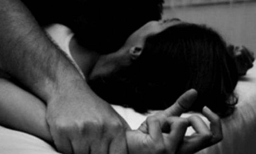 Nαύπακτος: Σύλληψη 70χρονου για βιασμό 56χρονης